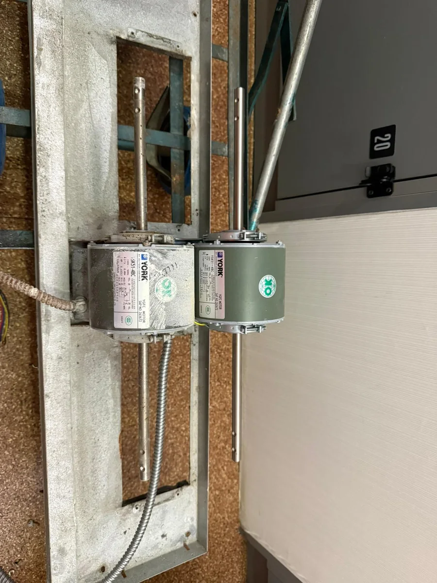 冷氣跳掣後的安全處理:不應進行的操作的商用冷氣設備現場細節